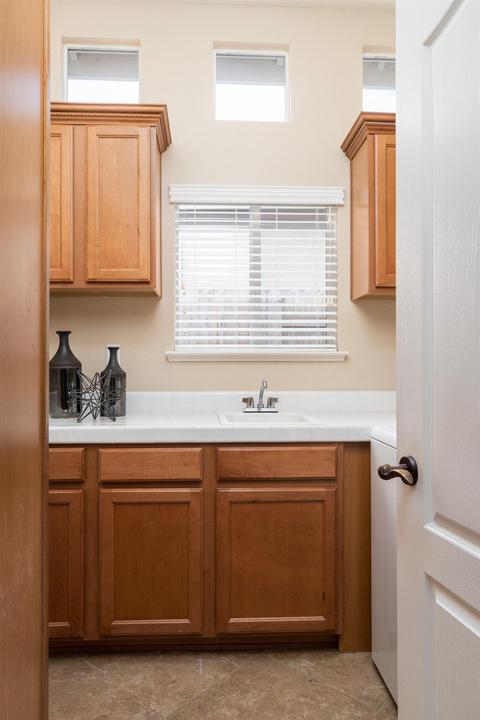 740 Morningside Dr, Folsom, CA 95630 photo 27