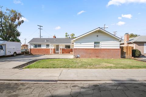 2011 Joaquin St, Modesto, CA 95350 photo 3