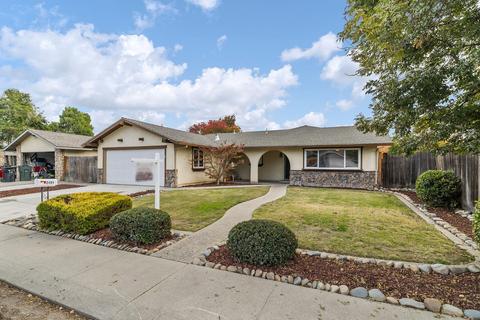 2404 Stone Crop Ln, Modesto, CA 95355 photo 2