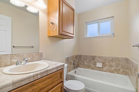 2404 Stone Crop Ln, Modesto, CA 95355 photo 25