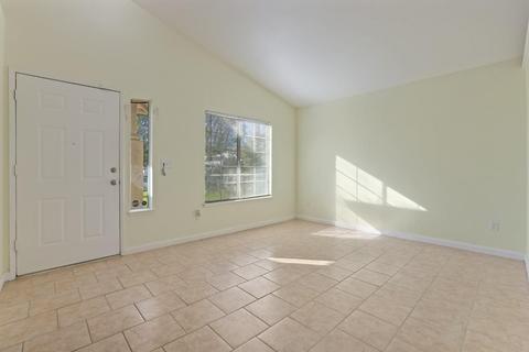 1209 Cribari Dr, Modesto, CA 95358 photo 5