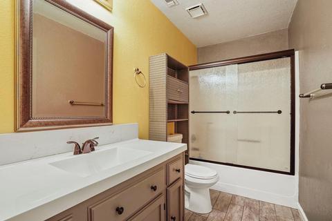 408 Mount Everest Ct, Modesto, CA 95358 photo 13