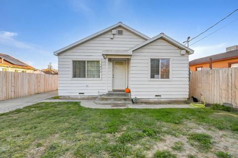 1866 7th Ave, Olivehurst, CA 95961 photo 1