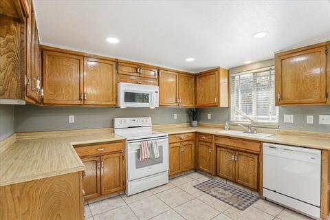 2412 Northridge Dr, Modesto, CA 95350 photo 19
