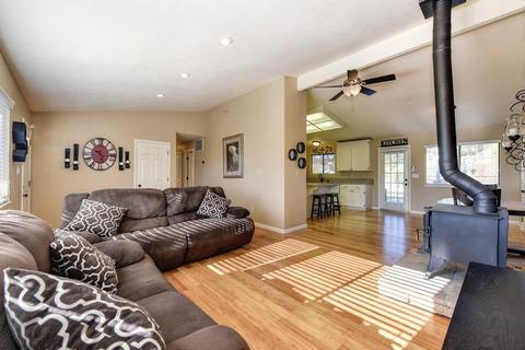 1639 American River Trl, Cool, CA 95614 photo 7