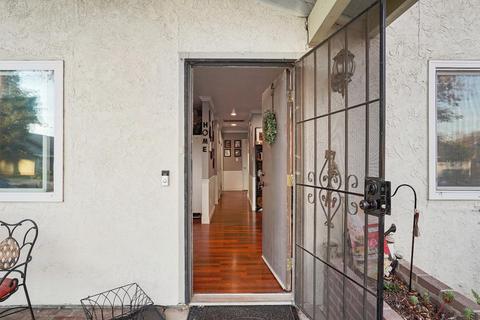 1102 1st St, Galt, CA 95632 photo 3