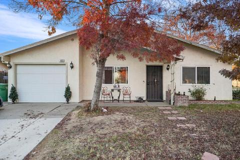 1102 1st St, Galt, CA 95632 photo 1