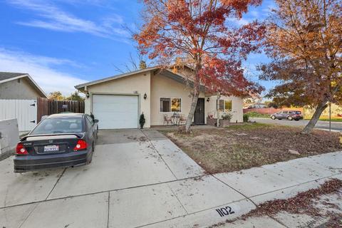 1102 1st St, Galt, CA 95632 photo 2