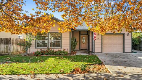 217 Palm Ave, Ripon, CA 95366 photo 1