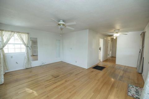 1606 Waverly Dr, Modesto, CA 95358 photo 5