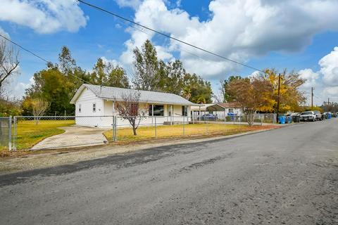 1577 5th Ave, Olivehurst, CA 95961 photo 1