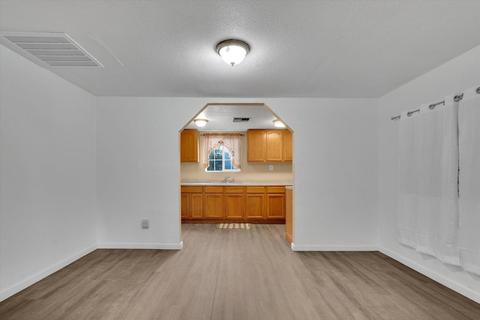 1760 Denver St, Modesto, CA 95358 photo 9