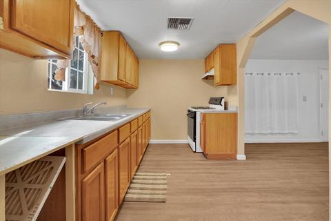 1760 Denver St, Modesto, CA 95358 photo 11