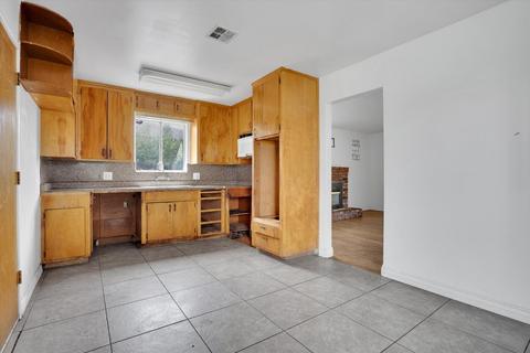 2440 Eicher Ave, Modesto, CA 95350 photo 19