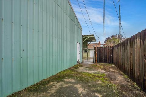 2440 Eicher Ave, Modesto, CA 95350 photo 33