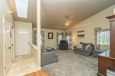 2874 Royce Dr, Rescue, CA 95672 photo 4
