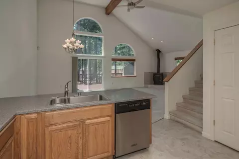 100 Meadowview Ct, Arnold, CA 95223 photo 11