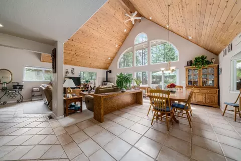 2506 Audrey Ct, Arnold, CA 95223 photo 5