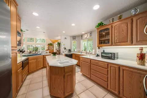 2506 Audrey Ct, Arnold, CA 95223 photo 10