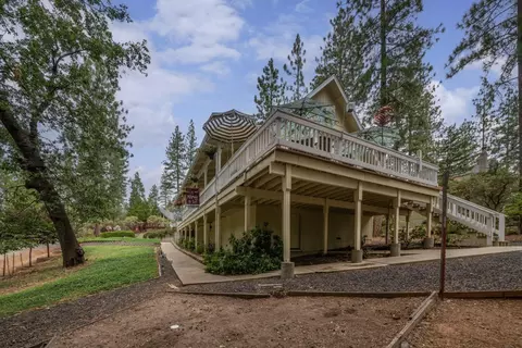 2506 Audrey Ct, Arnold, CA 95223 photo 3