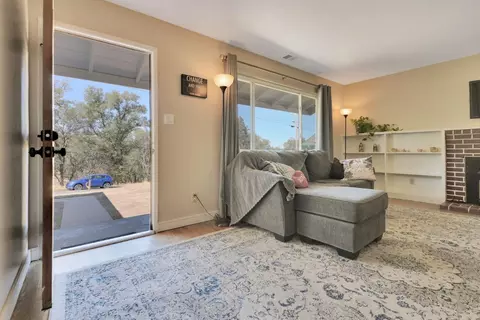 621 Russell Rd, San Andreas, CA 95249 photo 6