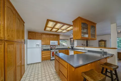 2428 Grenoble Dr, Arnold, CA 95223 photo 7