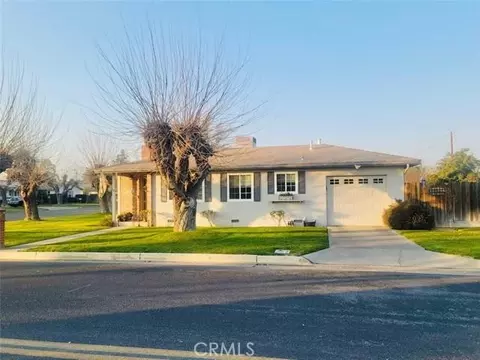 1935 Jennings St, Madera, CA 93637 photo 1