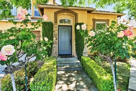 3612 Trenton Ln, Clovis, CA 93619 photo 3