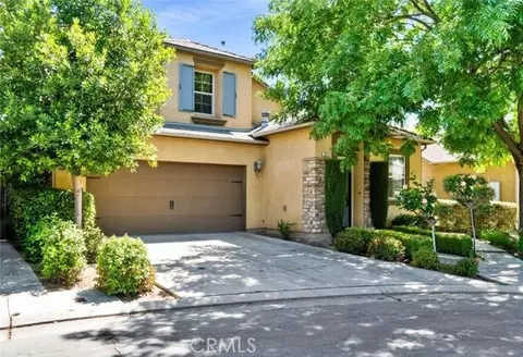 3612 Trenton Ln, Clovis, CA 93619 photo 2