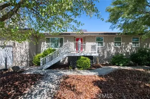 24613 Brook Dr, Madera, CA 93638 photo 1