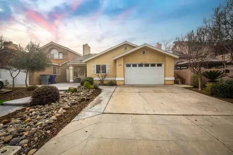 1679 Eclipse Ave, Fresno, CA 93720 photo 1