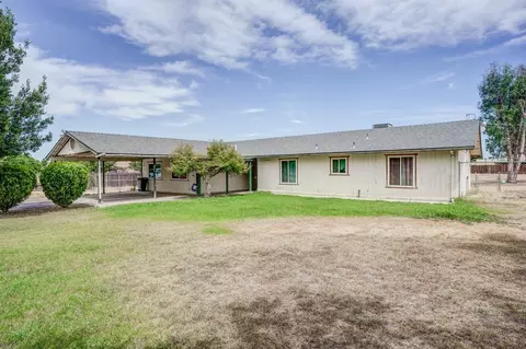 25731 Walden Ave, Madera, CA 93638 photo 1