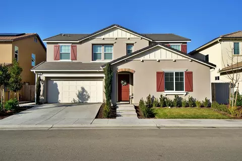 1046 Carmelita Ave, Clovis, CA 93619 photo 1