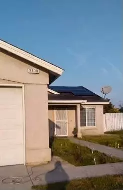 2838 Pine St, Selma, CA 93662 photo 1