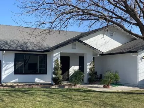 535 Saddleback St, Coalinga, CA 93210 photo 1