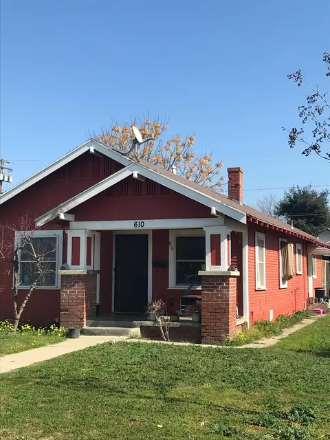 610 P St, Sanger, CA 93657 photo 1