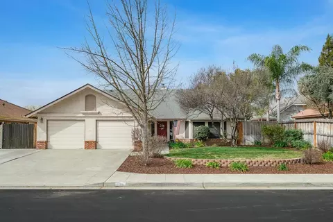 950 Pistachio Ave, Clovis, CA 93611 photo 1