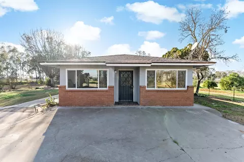 8831 E Herndon Ave, Clovis, CA 93619 photo 1