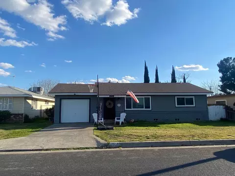1908 W 3rd St, Madera, CA 93637 photo 1