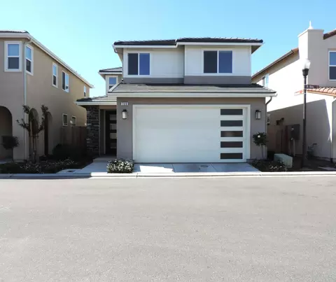 730 N Bliss Ln, Clovis, CA 93611 photo 1