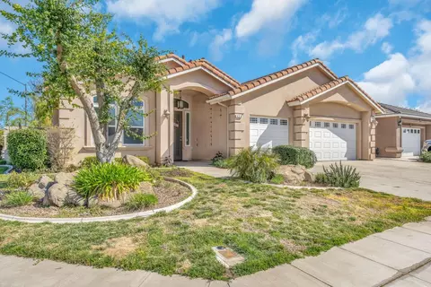 429 Fair Oak Ave, Madera, CA 93637 photo 1