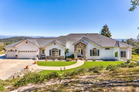 30133 E Longview Ln, Coarsegold, CA 93614 photo 1