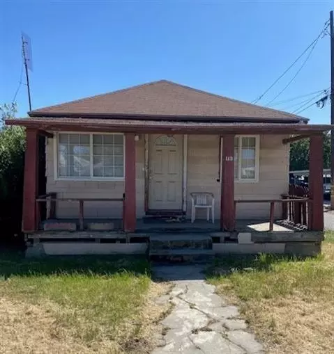113 Skaggs St, Lemoore, CA 93245 photo 1