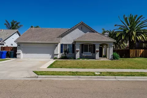 1718 Fireside Way, Lemoore, CA 93245 photo 1