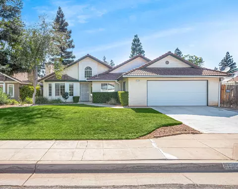 178 N Magnolia Ave, Clovis, CA 93611 photo 1