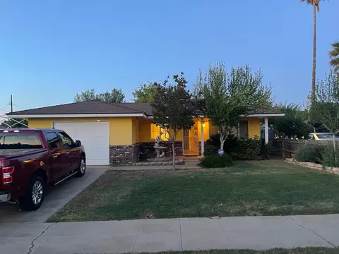 1005 S C St, Madera, CA 93638 photo 1