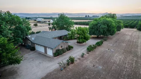 15333 E Weldon Ave, Sanger, CA 93657 photo 1