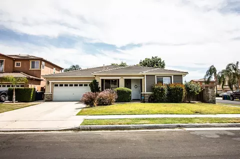 2849 Myrtle Ave, Sanger, CA 93657 photo 1