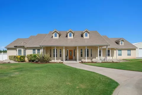 8070 E Morab Ave, Clovis, CA 93619 photo 1