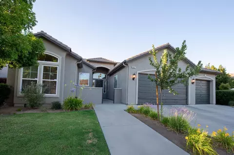 3081 Pico Ave, Clovis, CA 93619 photo 1
